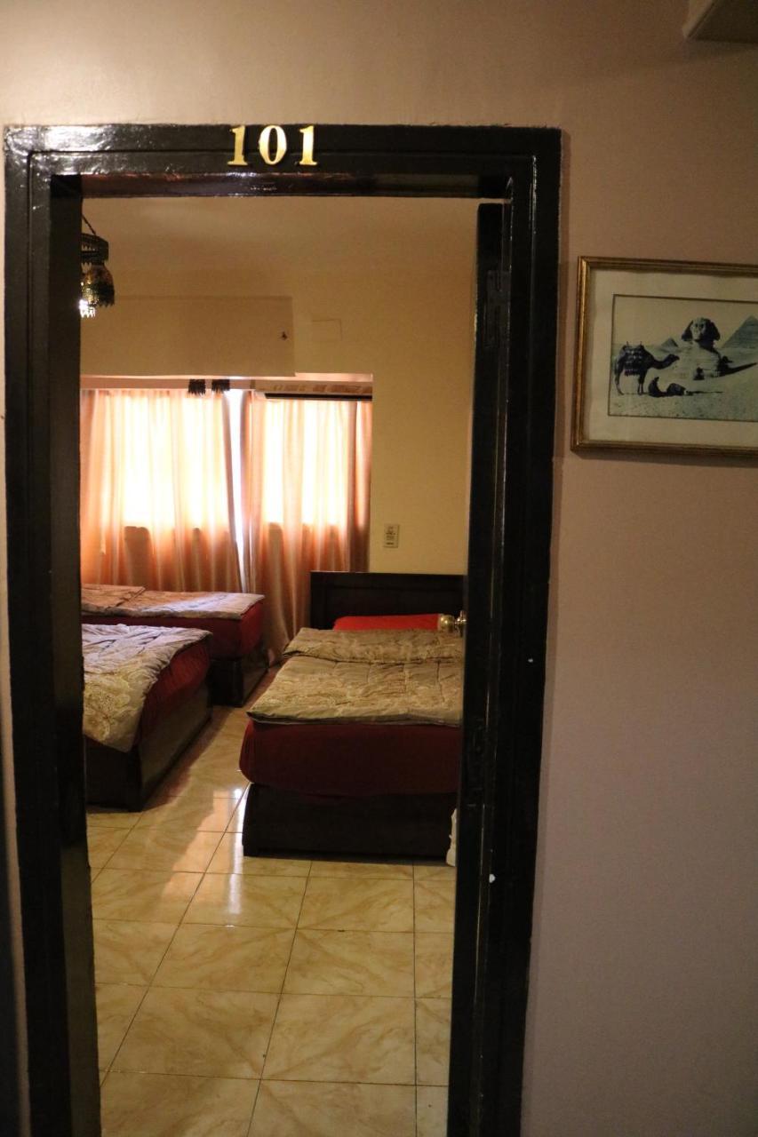 Wake Up! Cairo Hostel Dış mekan fotoğraf